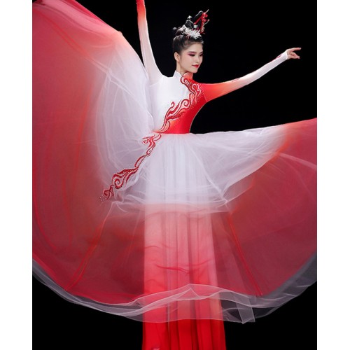 Chinese folk dance dresses gradient Opening dance big swing skirt performance costume female Classical fairy dance costume stage solo princess dance dress gauze skirt
